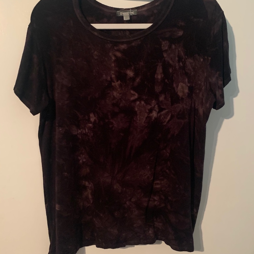 Billabong shirt worn a few times size medium